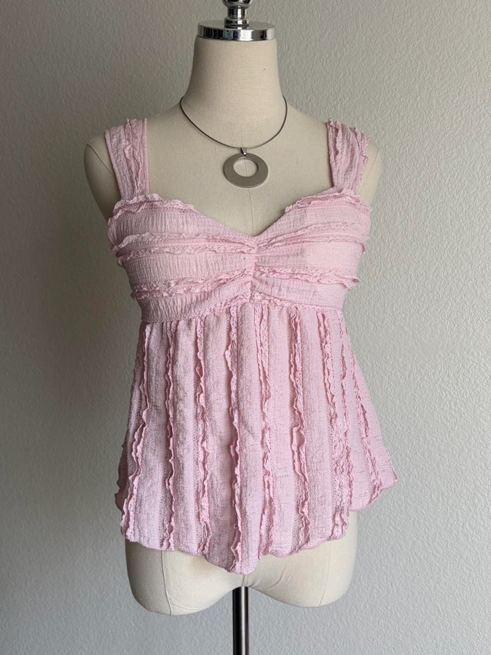 Derek Heart Pink Ruffle Tank - Picture 3 of 8